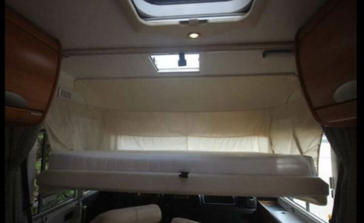 Hymer B654 – Hymer integrated 4p luxury model