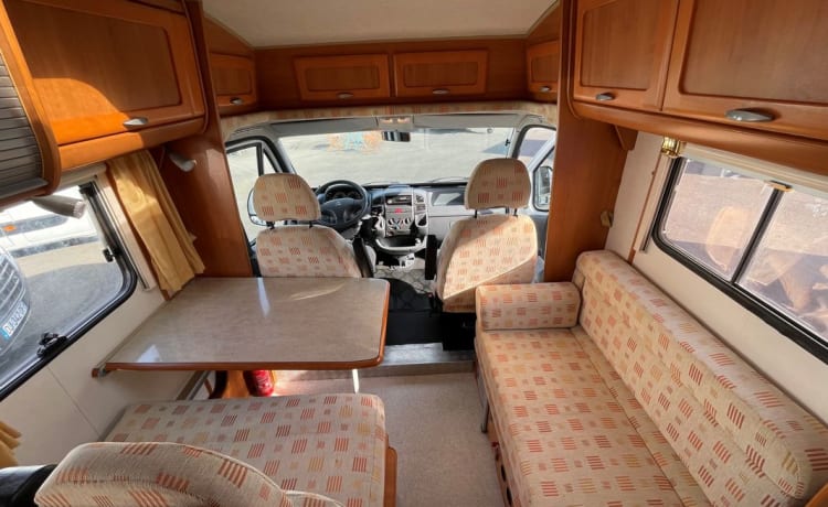 4 seater motorhome