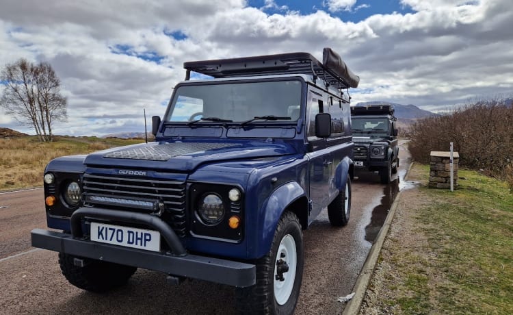 Blue Landy – Land Rover Campervan mit 2 Schlafplätzen, Baujahr 1992