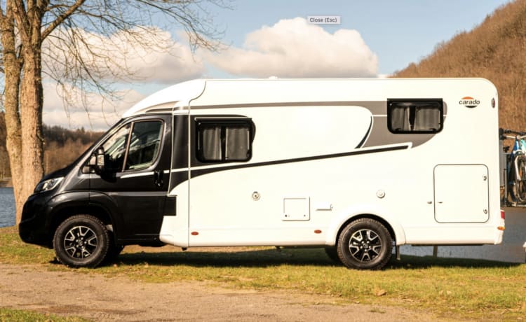 V337 – Carado V337 Camper-Van (2x ISOFIX / e-Bike Lift / Anhängerkupplung)