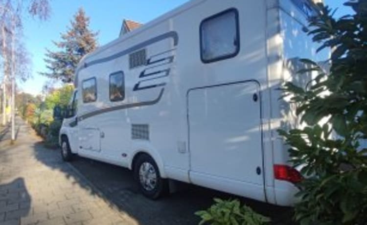 2p Hymer cl 588 semintegrale del 2014