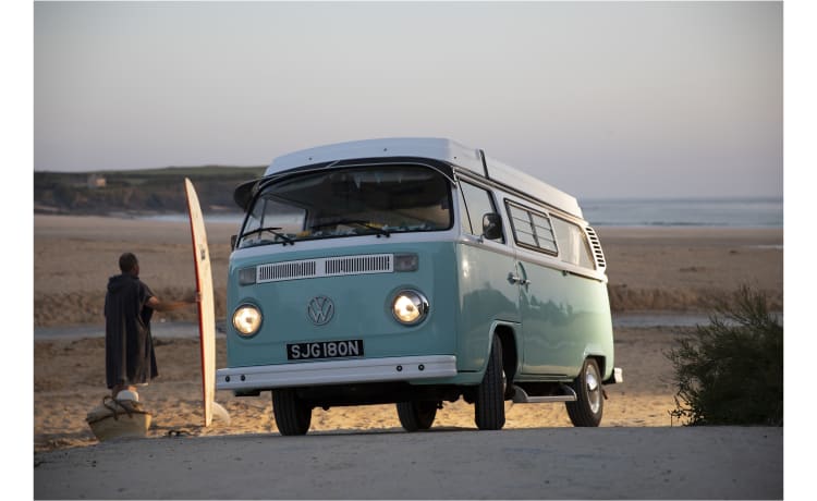 Pip – Vintage VW Camper 'Pip'