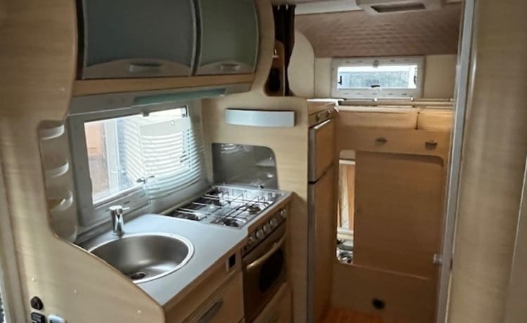 Roller Team – Spacious, cozy family camper