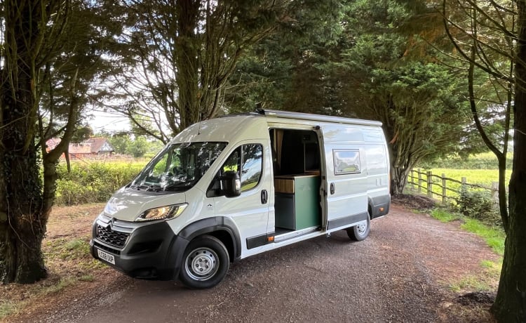 Elsie – 5 berth Citroën campervan from 2019