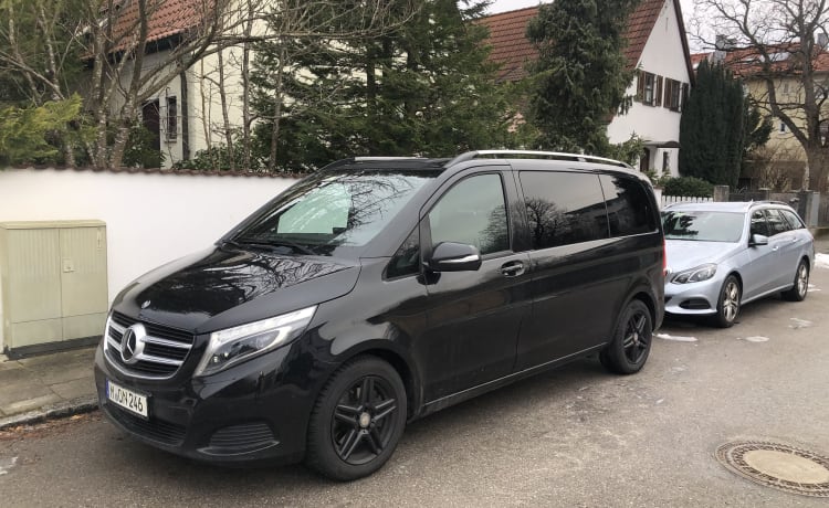 Mercedes V Klasse 250 BlueTec Campervan mit 2 Betten Vollausstattung 190PS