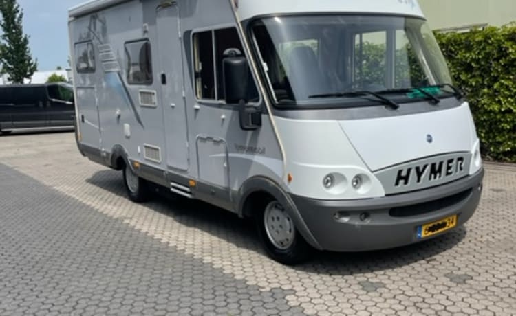 4p Hymer integrated from 2004