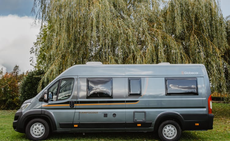 schöner 2er Pössl Bus von 2018