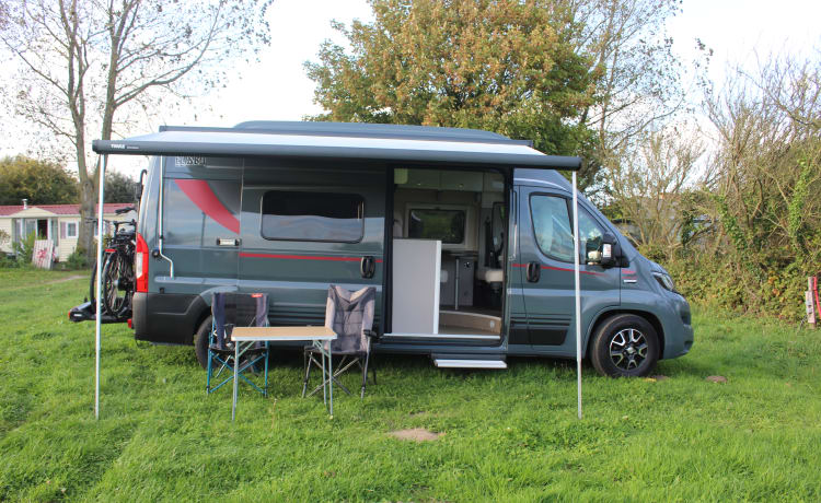 BleuJardin – Mobilvan Fiat Bürstner Eliseo C602 4 personen