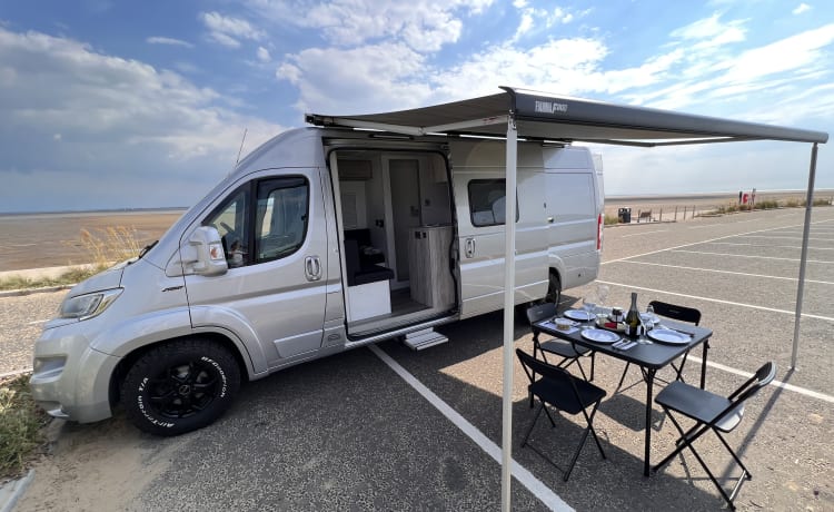 ebikemotorhome – Fiat-camper met 2-3 slaapplaatsen ophalen 11.00 uur inleveren 15.00 uur