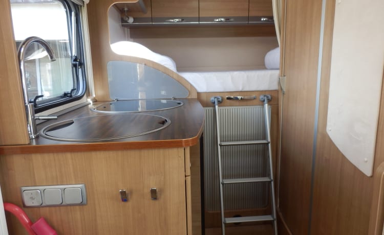 Fourgon Hymer 512