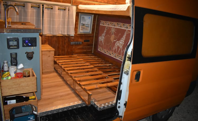 Bertha – Omgebouwde Ford Transit camper