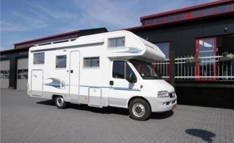 Fantastique camping-car familial pour toute la famille