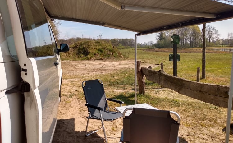 California 2 – Volkswagen bus camper