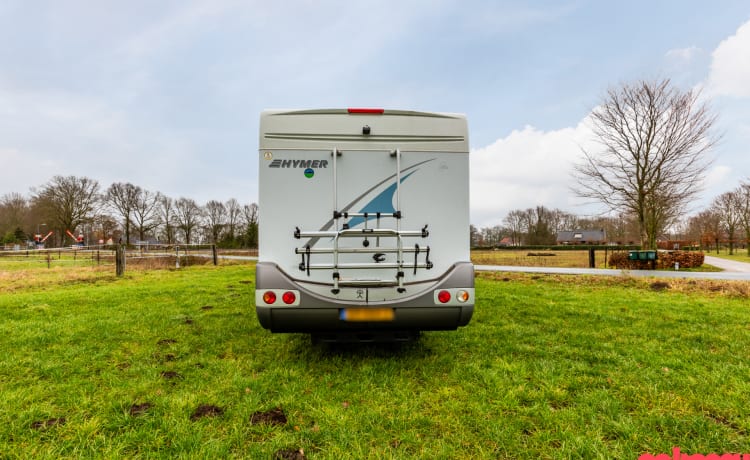 Voyagez confortablement avec 2 à 4 personnes dans cette machine !