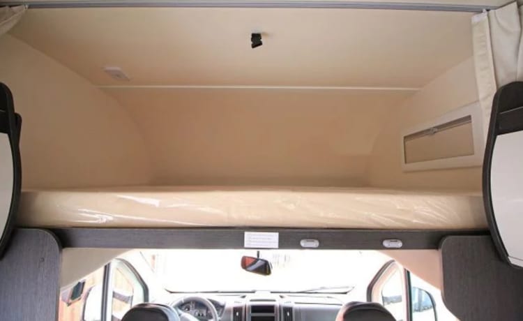 Ford Alkloof  – 7 person Ford Alkloof camper 