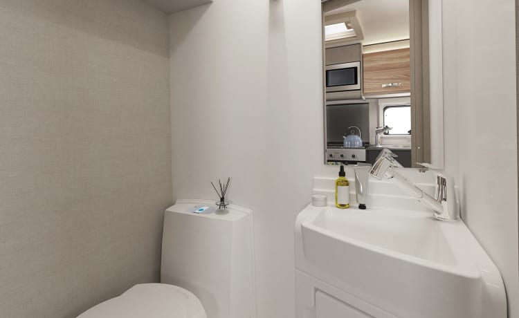 GSS – Swift Voyager 475 2024 6 berth