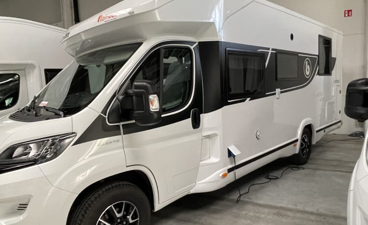 Luxury Benimar Mileo 296(2020) 4-5 pers.