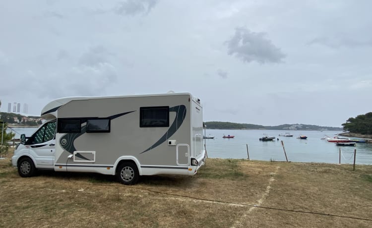 4p Chausson semi-integrated from 2020