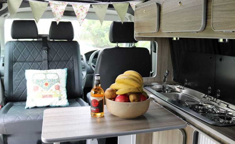 Bertha – 4 Berth Volkswagen Campervan, Including all Kitchen Equipment