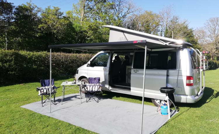 2015 automatico VW Transporter 140 TDI LWB 2 posti barca camper