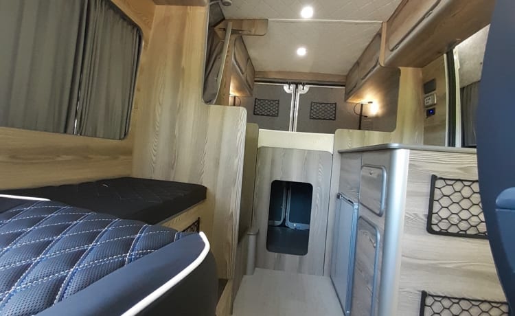 Wanda – Insurance inclusive 2021 2 berth Citroën Relay L2H2 fully off grid