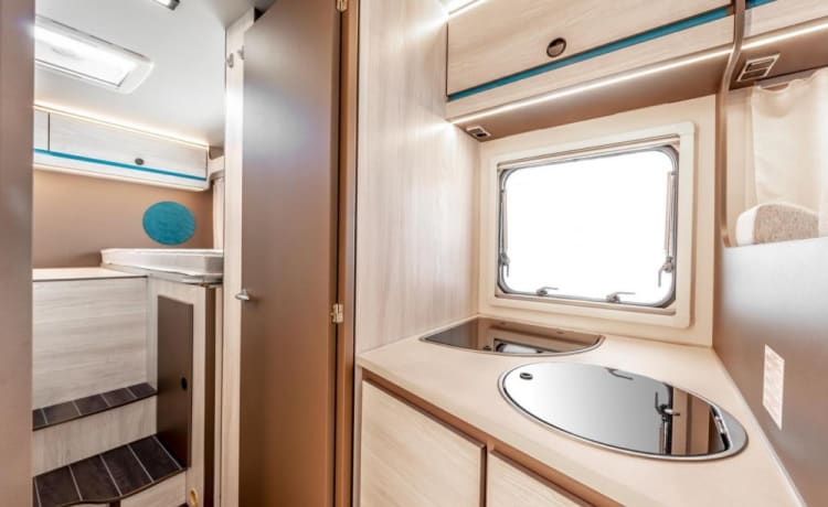 Moby – Luxe 5 pers. camper 2024 - automaat + wifi mogelijkheid