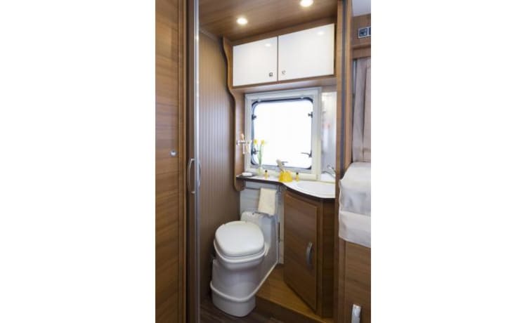 Luxury Elnagh Baron Camper 4 pers.