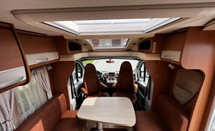 De Camper – Pilote semi-integrated from 2010