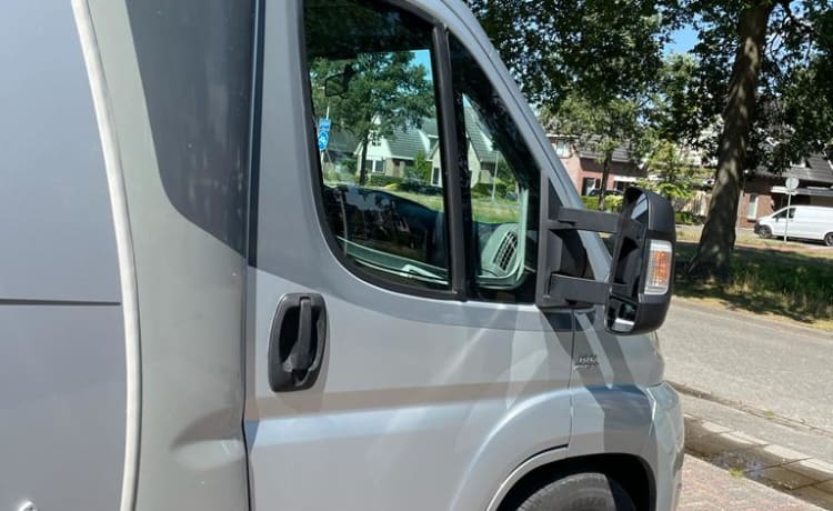 2p Hymer semi-integrated from 2021