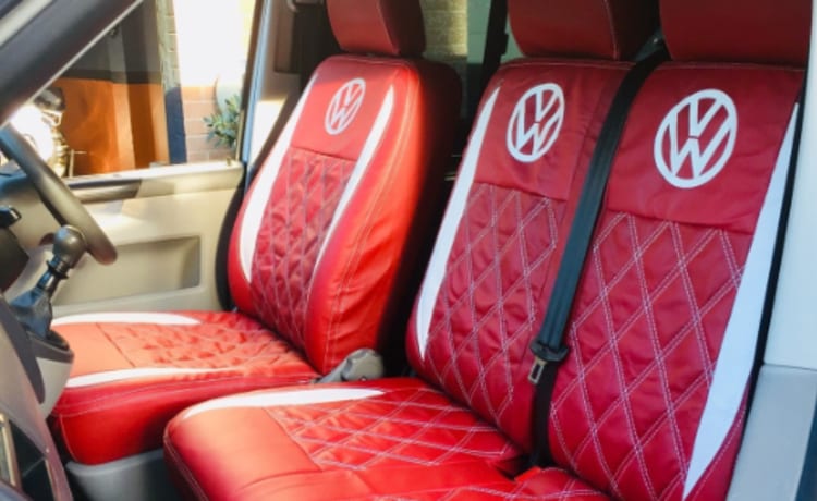 Herbie – 4 berth Volkswagen campervan from 2015