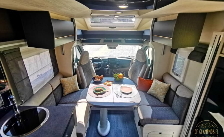 De Glampmobiel – 4p Chausson premium 788 uit 2021 - Ford - stijlvol & volledig uitgerust