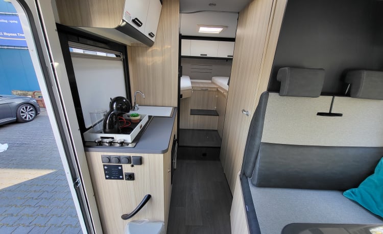 Sun Living S70sl – New and chic camper with single beds of 2.10, fully equipped