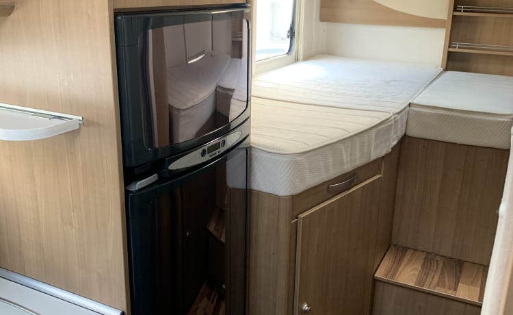 Camper integrato di lusso Hymer