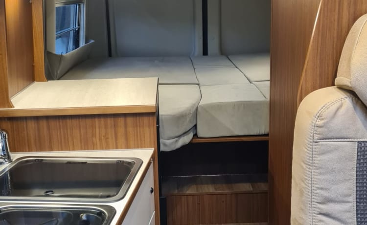 De Westereender Flitz – Pössl Bus Camper 160 ch Automatique à partir de 2019