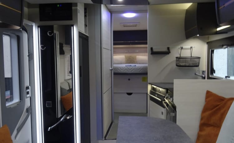 Chausson 788 titanio 5 Posti letto Camper di lusso