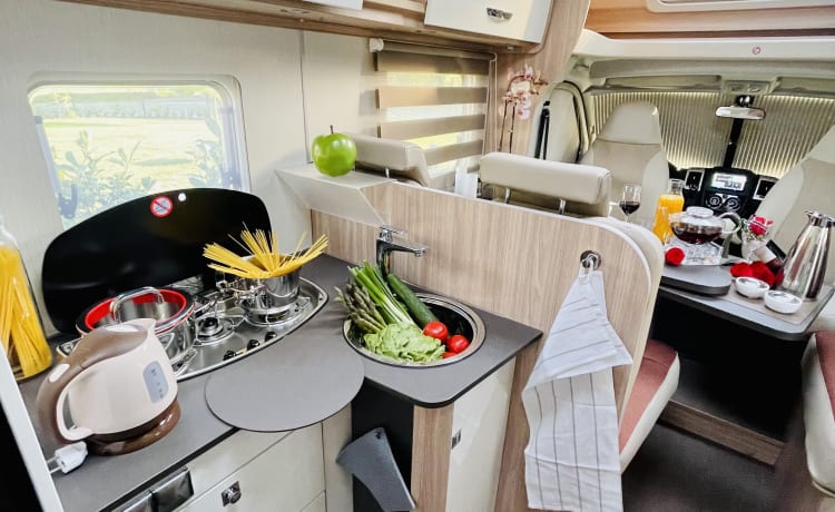 2. DelPi – Mobil-home de luxe Bürstner Delfin Harmony T726