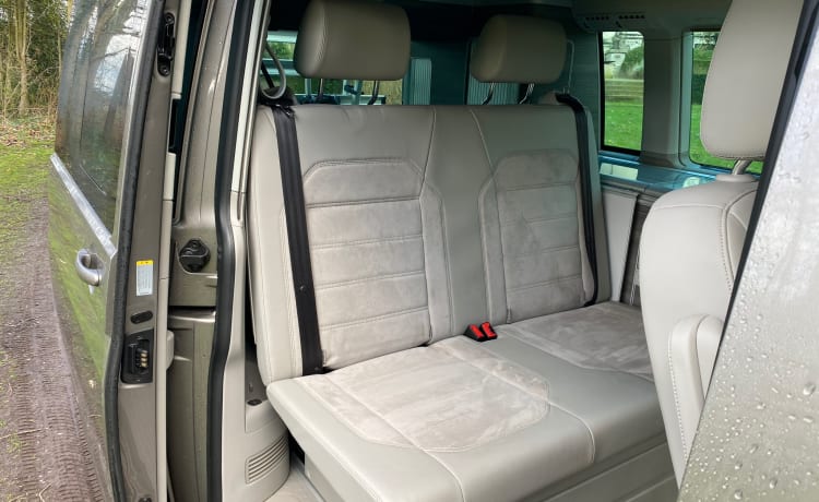 Full-Option Volkswagen California