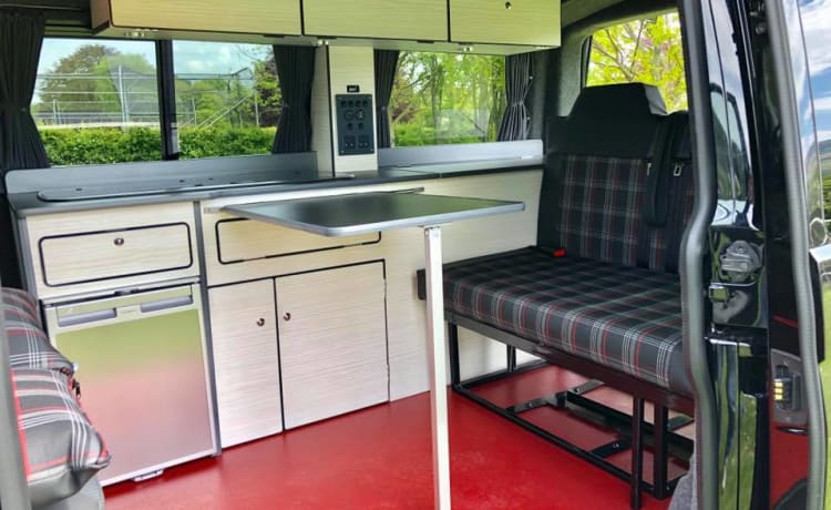 Beauty – 2019 VW T6 Campervan 4 slaapplaatsen