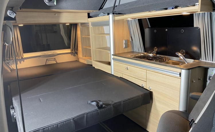 Smallander 1 – Volkswagen Autobus Camper - Bronckhorst Camper