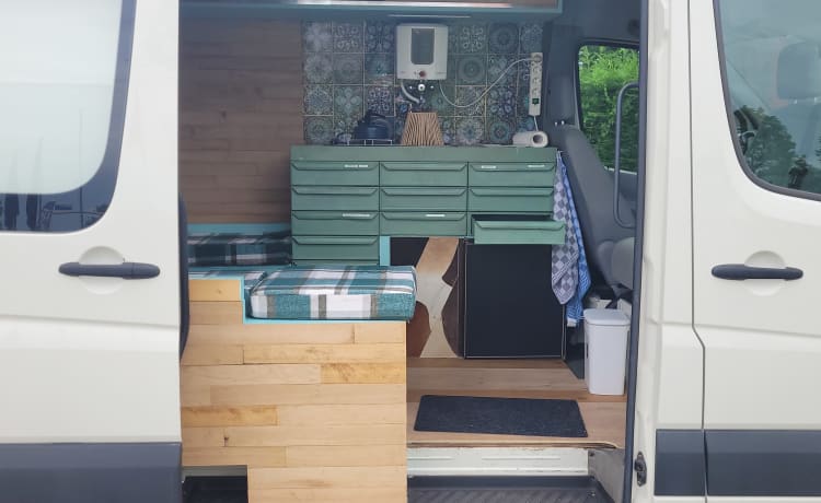 Surfisbus – Crafter camper 2 + 1