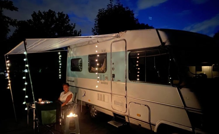 nice super cozy Hymer vintage camper