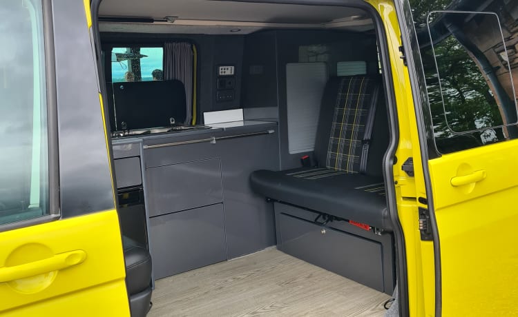 Luxury 2019 Automatic vw campervan based nr Cockermouth