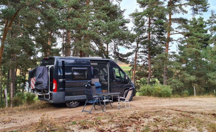 Black Rhino – Kompakter (5m41) Hobby K55, Fiat Ducato mit Automatikgetriebe und 150 PS, mit allem Luxus