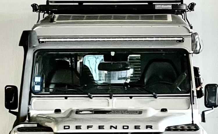 The Silver Bullit – Land Rover Defender (NL) 4x4 Camper fuoristrada su misura unico nel suo genere