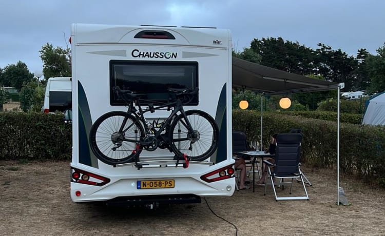 4p Chausson 711 semi-integrated from 2019