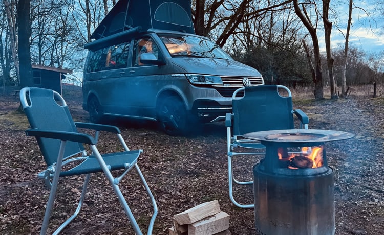 4x4 VW California Ocean 6.1 ready for adventure.