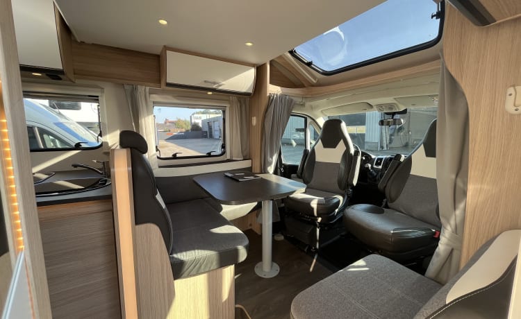 Sunlight T68  – Luxe Sunlight camper T68 