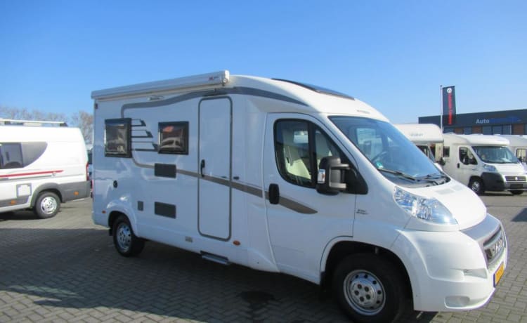 2p Hymer semi-integrated from 2013