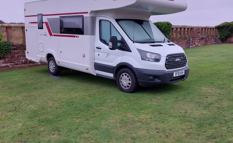 6 berth family motorhome 