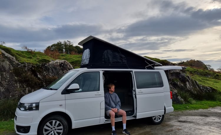 4 Schlafplätze VW T5 LWB – Lake District 